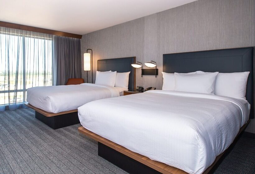 Люкс, Courtyard By Marriott Rapid City