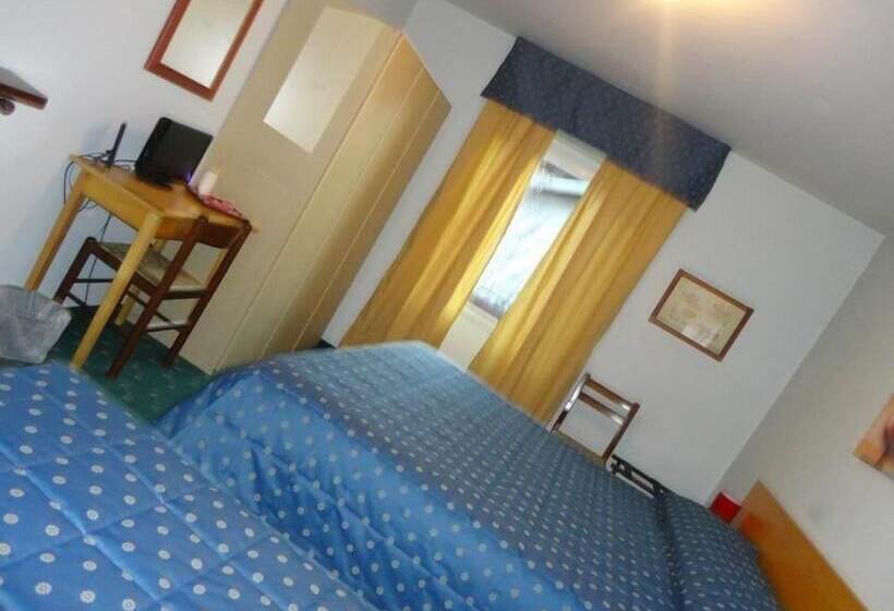 Номер Стандарт, Albergo Centrale