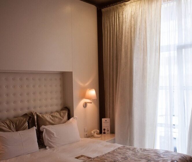 اتاق لوکس, Andromeda Hotel Thessaloniki