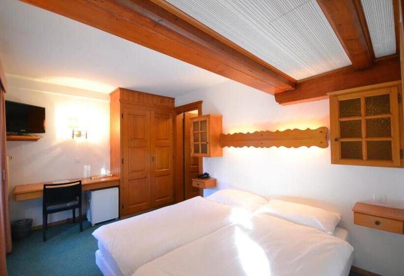 Chambre Standard, Hôtel Ecureuil Villars