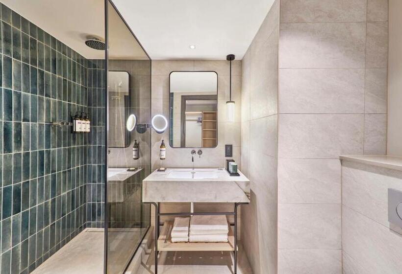 חדר סטנדרט עם מיטת קינג, Hyatt Regency London Blackfriars