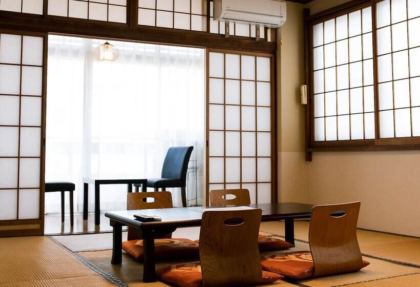 Четырехместный Номер Стандарт, Guesthouse Sunline Beppu