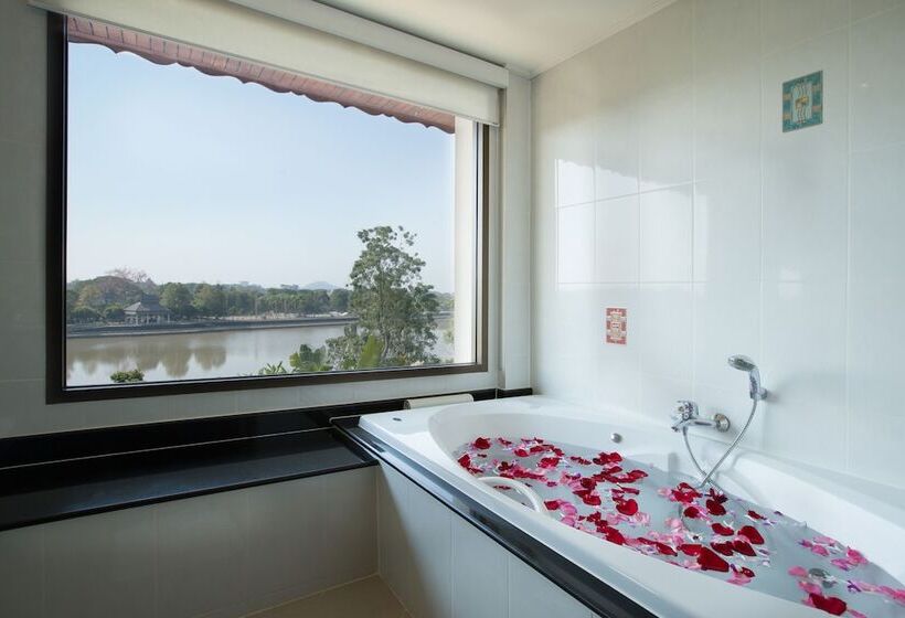 Люкс Вид на Реку, The Imperial River House Resort, Chiang Rai