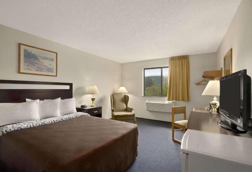 اتاق استاندارد, Super 8 By Wyndham Williams Lake Bc