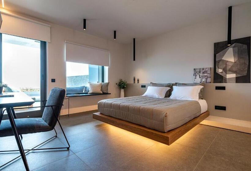 带大床的套房, Orion Suites