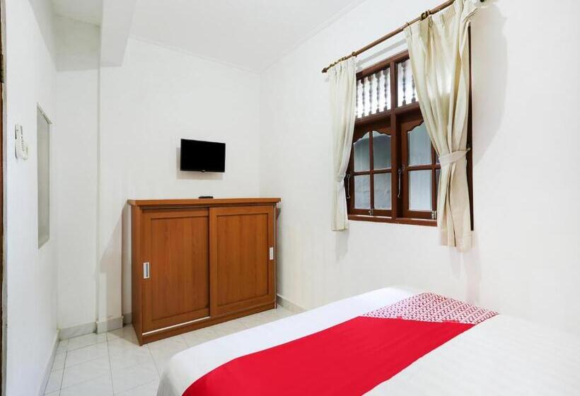 Семейный Номер, Oyo 4003 Ceria Guesthouse Seminyak