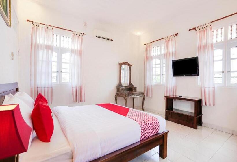 Семейный Номер, Oyo 4003 Ceria Guesthouse Seminyak