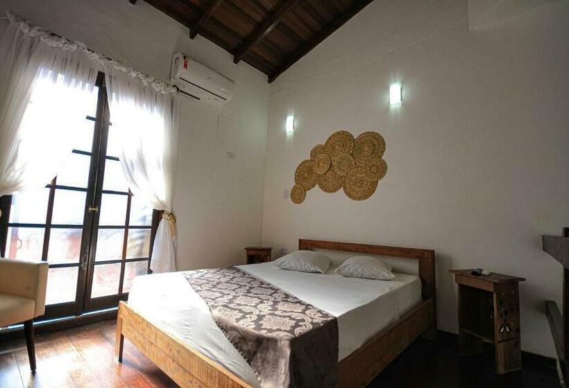 스탠다드 트리플 발코니 룸, Caminho Das Praias Guesthouse