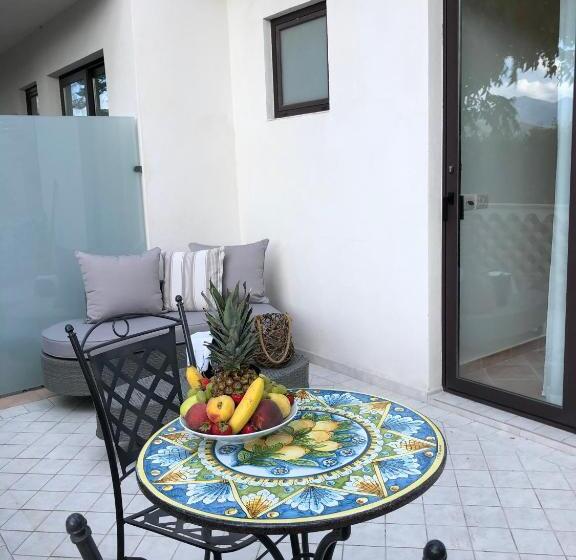 四人豪华间, Paradise Sicily Rooms