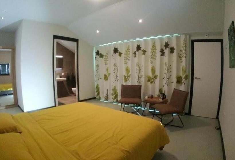 발코니 디럭스 룸, B&b In De Wei