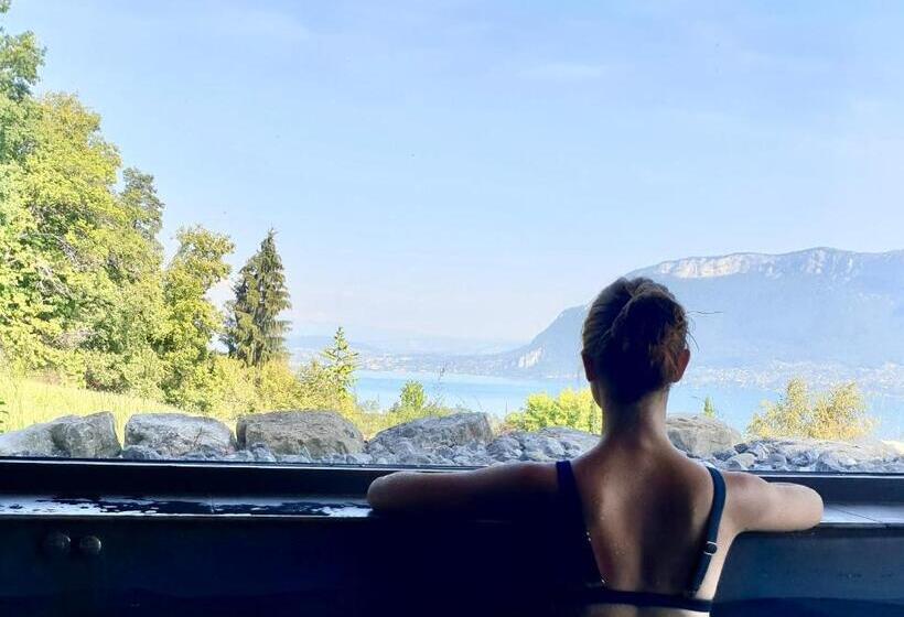 豪华湖景房, Les O D Annecy