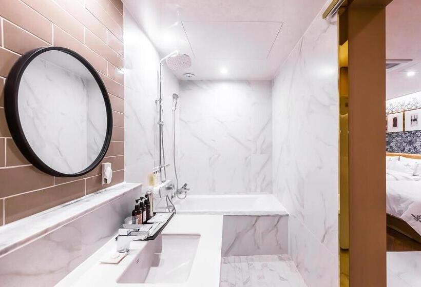Номер Superior, Browndot Hotel Sasang Renecite