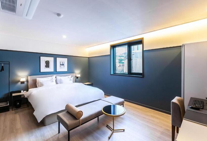 Номер Deluxe, Browndot Hotel Sasang Renecite