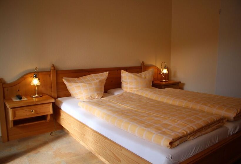 Номер Стандарт Трехместный, Bed & Breakfast Hotel Müllerhof