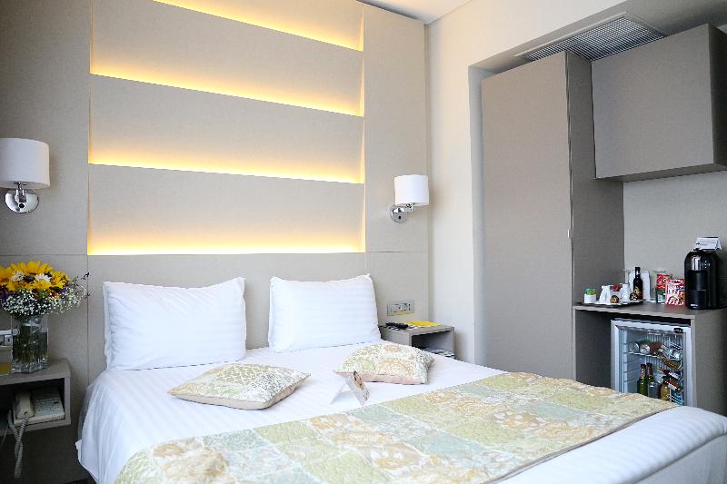 اتاق استاندارد یک نفره, Leonardo Hotel Bucharest City Center