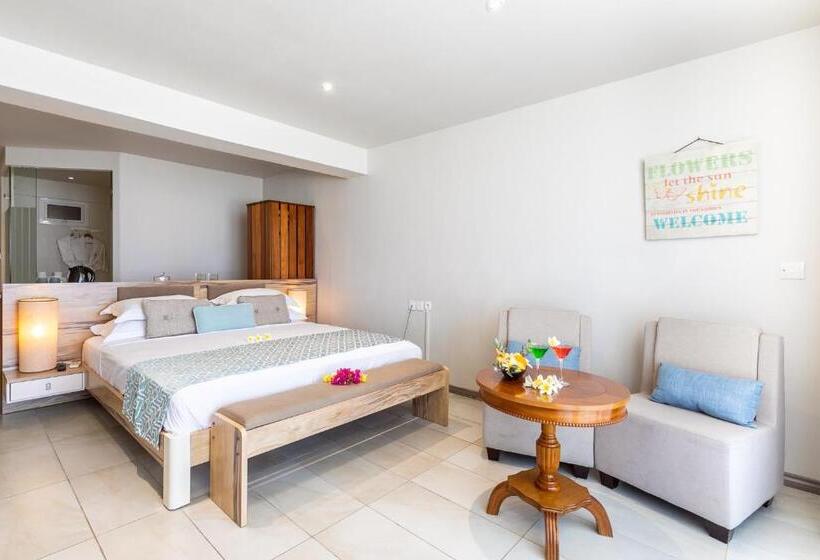 اتاق لوکس, Le Peninsula Bay Beach Resort & Spa