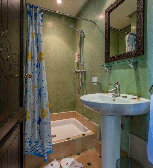 سوییت جونیور با بالکن, Le Caspien Boutique