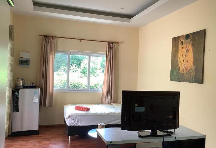 테라스 스위트, Khanom Garden Suite