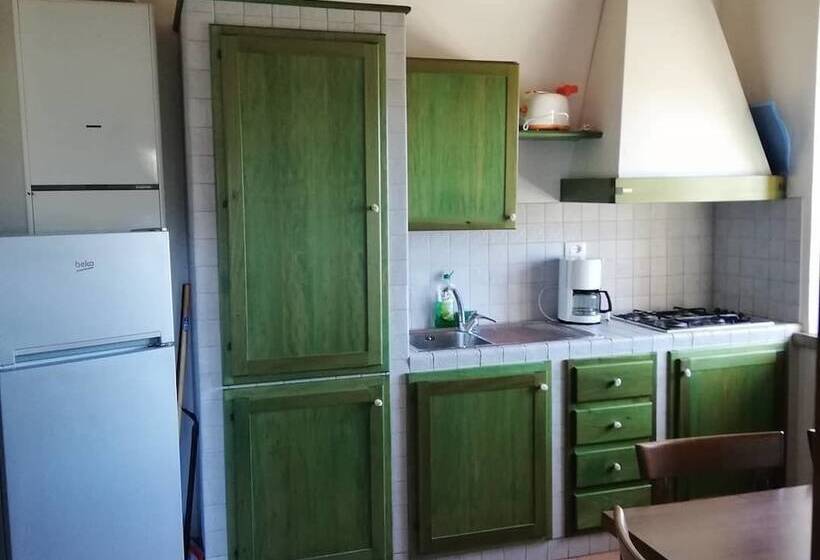 Дом 3 Спальни, Agriturismo Le Rote