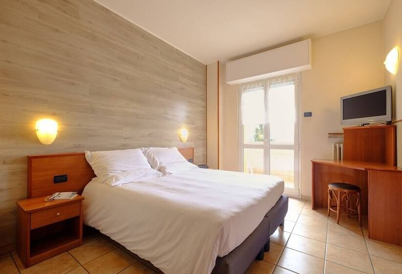 １ベッドルームのデラックスアパートメント, Albergo Moderno & Spa