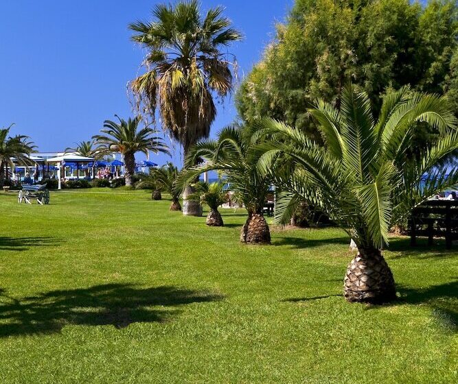 Номер Superior Вид на Сад, Sun Beach Resort