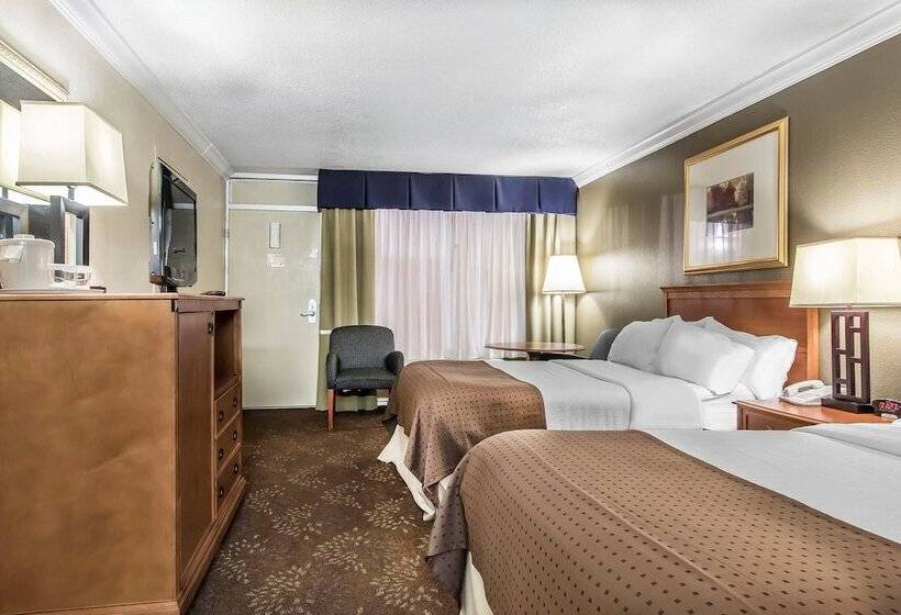 Номер Стандарт 2 Двуспальные Кровати, Clarion Inn Morgan City