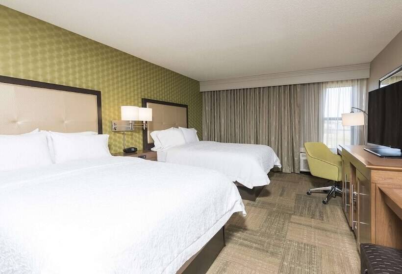 带2个双人床的标准工作室, Hampton Inn Mt. Pleasant