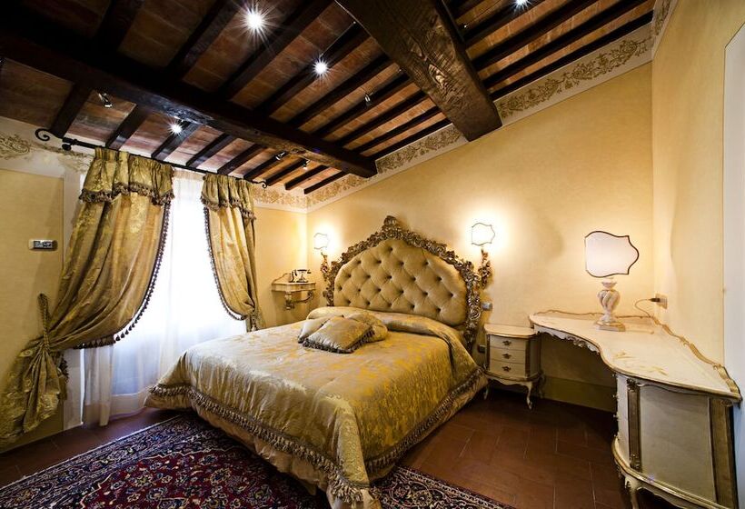 Люкс Повышенной Комфортности, Relais La Corte Dei Papi