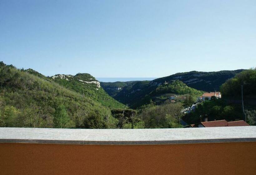 Номер Стандарт, Agriturismo Zenestrin