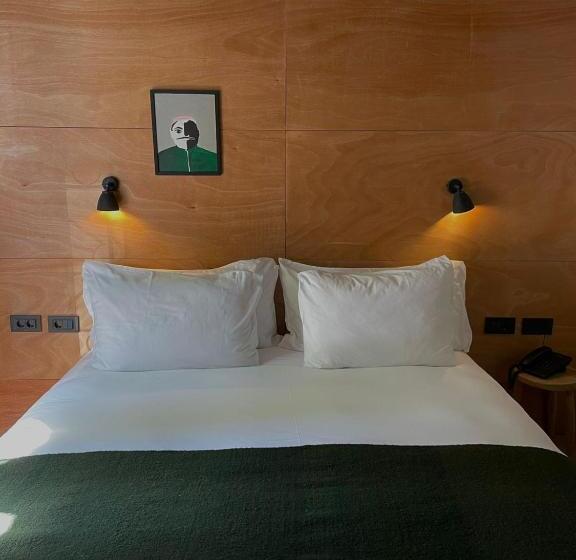 디럭스 룸, In Gallery Hotel & Spa