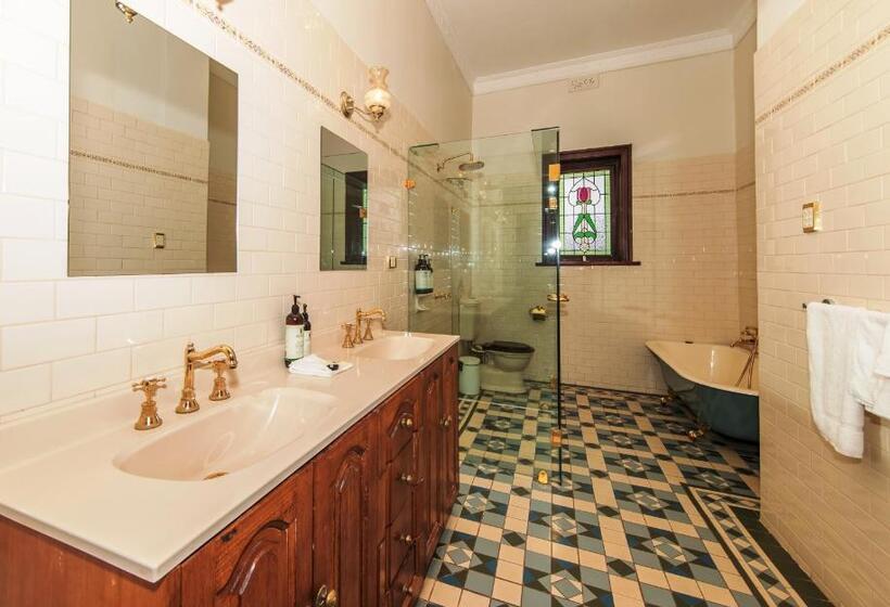 Дом 4 Спальни, Barossa Vineyard Guesthouse