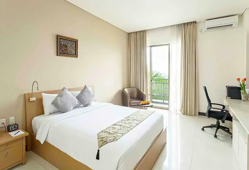 디럭스 룸 킹사이즈 침대, Le Premier Hotel Deltamas