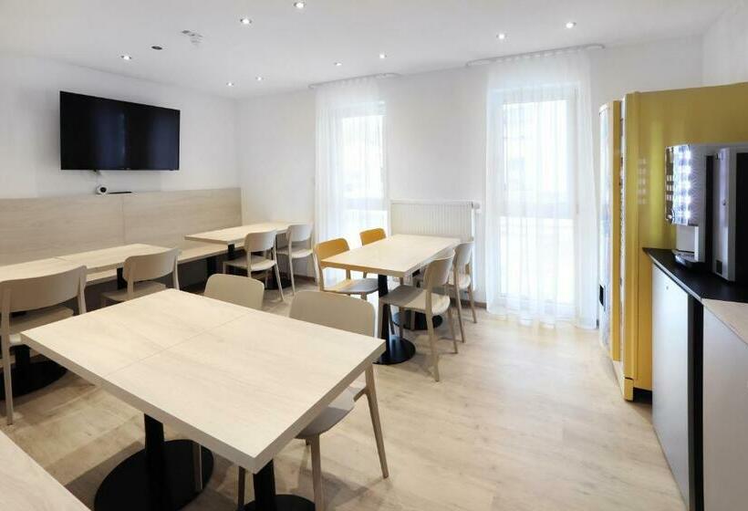 Апартаменты 1 Спальня, Apartment Hotel 37