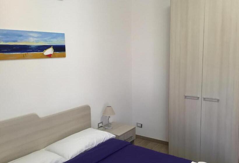 Номер Стандарт, Il Viaggiatore Via Rimini Serapo