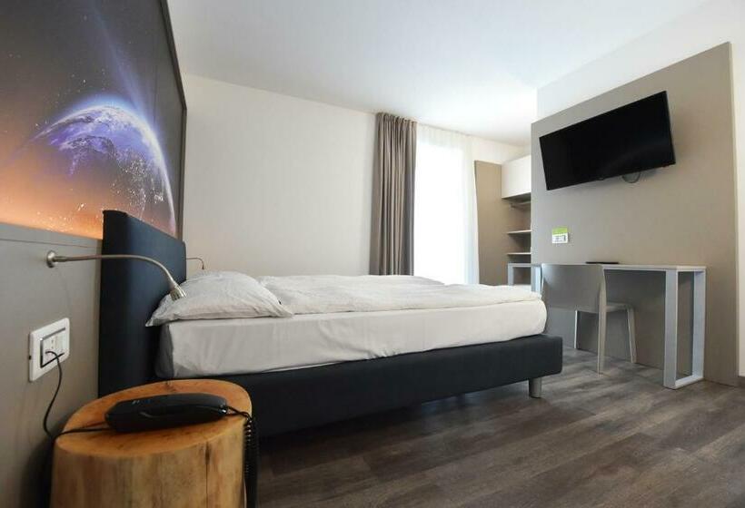 Апартаменты 2 Спальни, Primavera Apartmentsuites