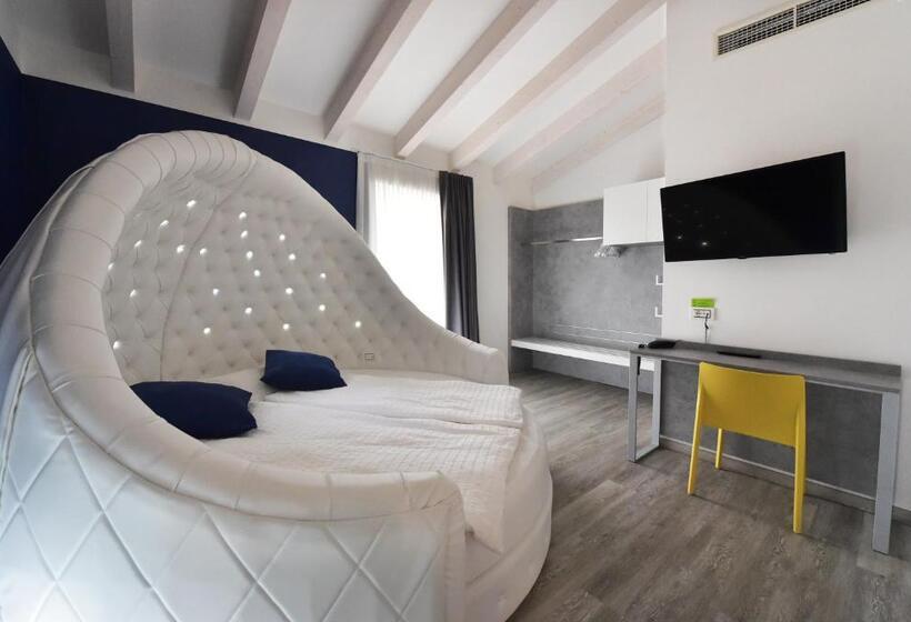 Апартаменты 2 Спальни, Primavera Apartmentsuites