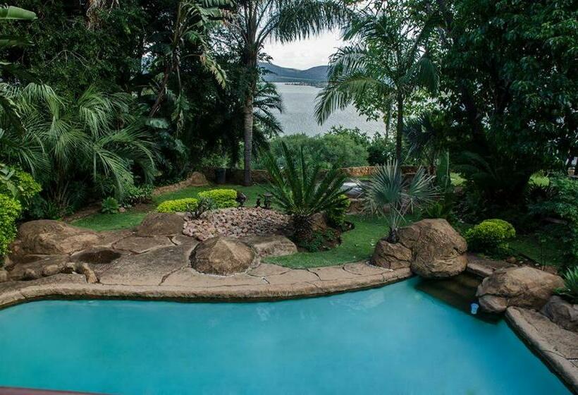 스탠다드 룸 킹사이즈 침대, Hartbeespoortdam Lodge