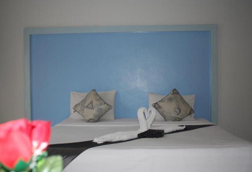 Номер Deluxe, Phuket Racha Kata Homestay
