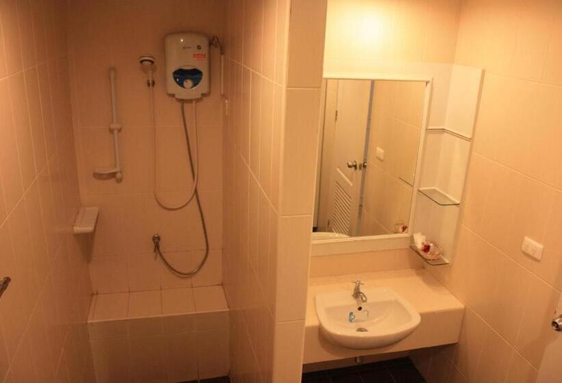 Номер Deluxe, Phuket Racha Kata Homestay