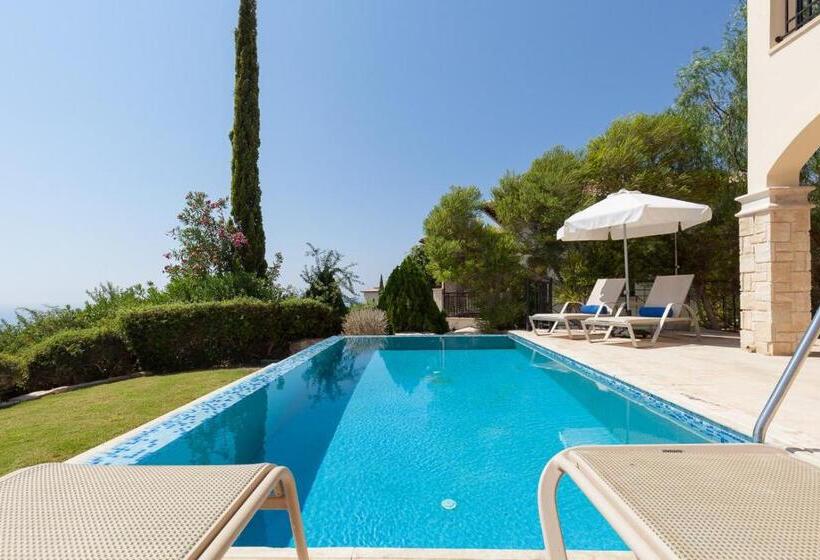 Вилла 2 Спальни, Aphrodite Hills Rentals   Junior Villas