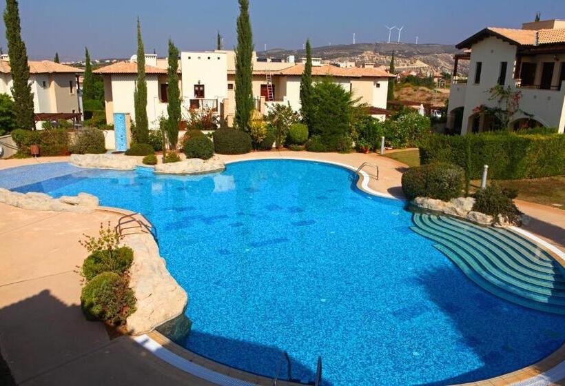 Вилла 3 Спальни, Aphrodite Hills Rentals   Junior Villas