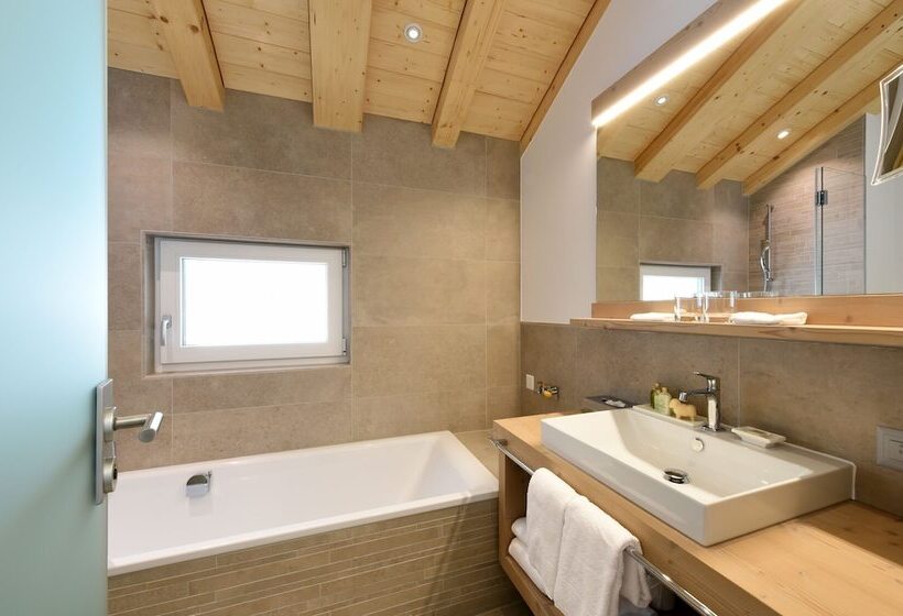 Семейный Номер, Europe Hotel & Spa