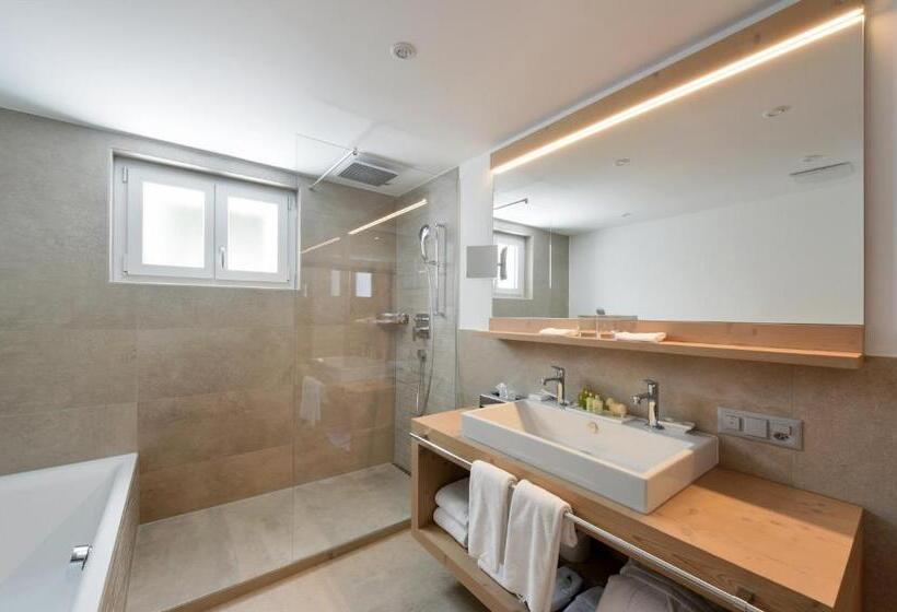 Номер Стандартный с Видом, Europe Hotel & Spa