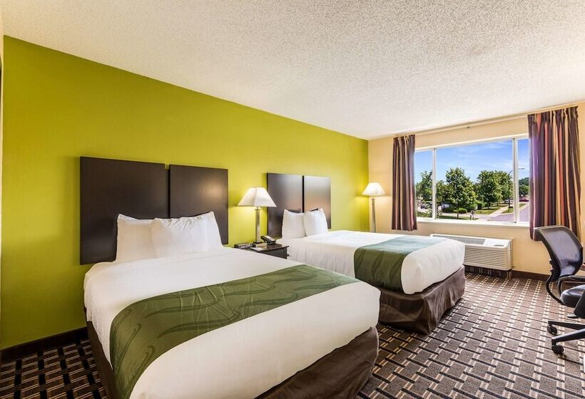Номер Стандарт 2 Двуспальные Кровати, Quality Inn Huntersville Near Lake Norman