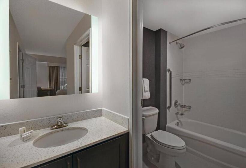 سوییت, Residence Inn Louisville Airport