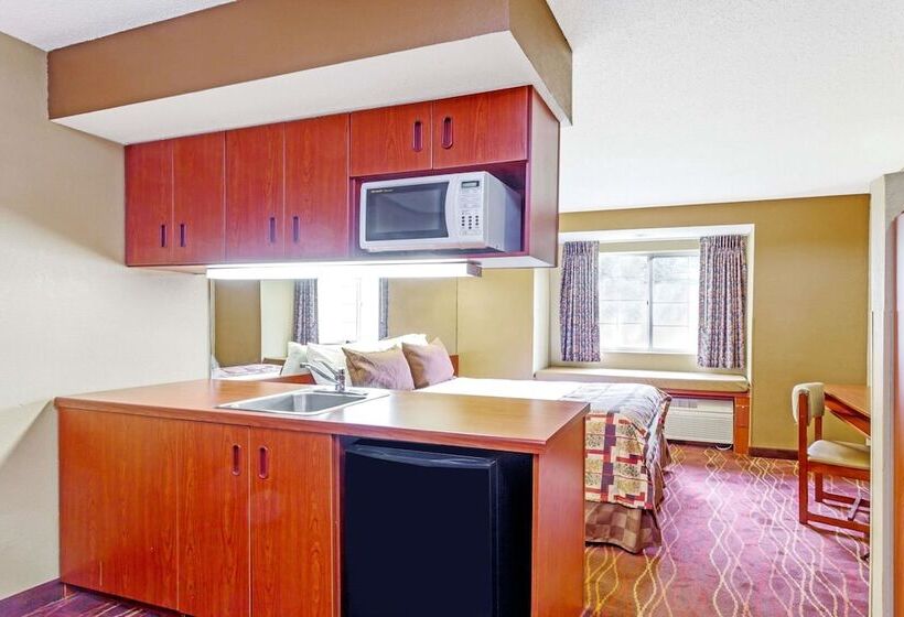 Номер Стандарт Адаптированный для Инвалидов, Microtel Inn & Suites By Wyndham Norcross