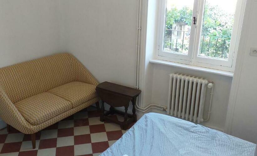 스탠다드 룸, Maison Auctoire