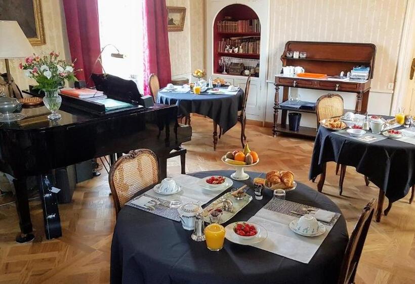 Люкс, Le Manoir De La Bigotière