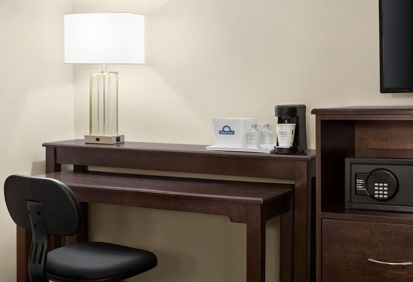 Номер бизнес-класса, Days Inn By Wyndham Philadelphia Convention Center