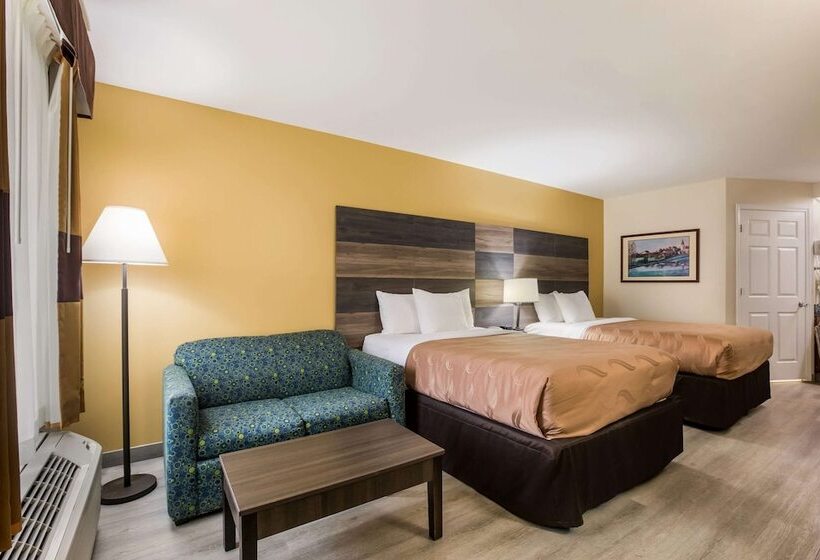 Люкс, Quality Inn & Suites Near Lake Oconee
